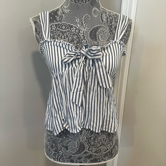 NWT AE Tie-Front Babydoll Blouse Blue/White Stripe. Sweetheart Neck Sleeveless S - Picture 2 of 16